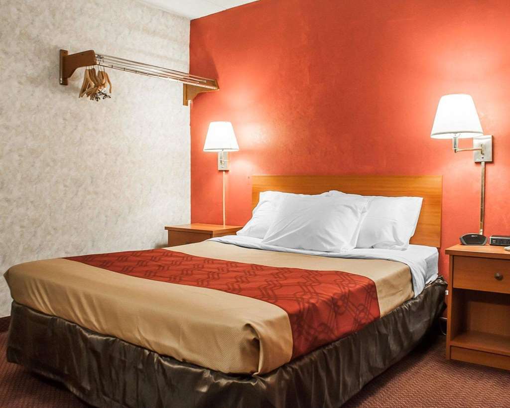 Hotel Adirondack Efficiencies Watertown Pokój zdjęcie