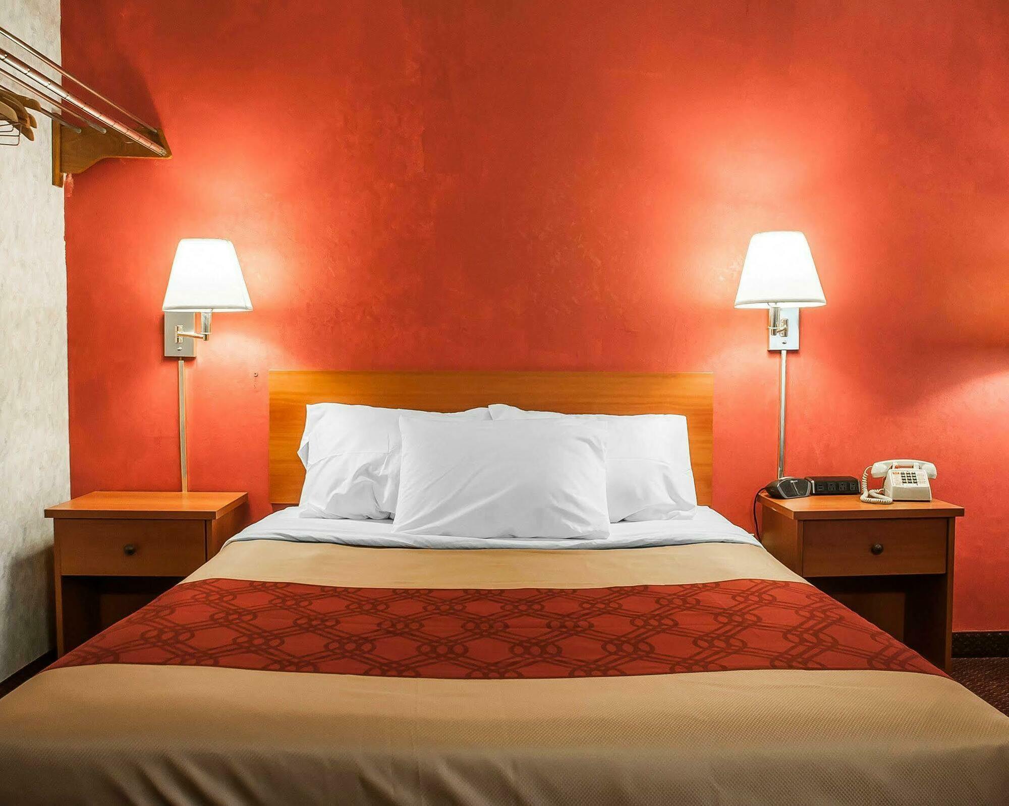 Hotel Adirondack Efficiencies Watertown Zewnętrze zdjęcie