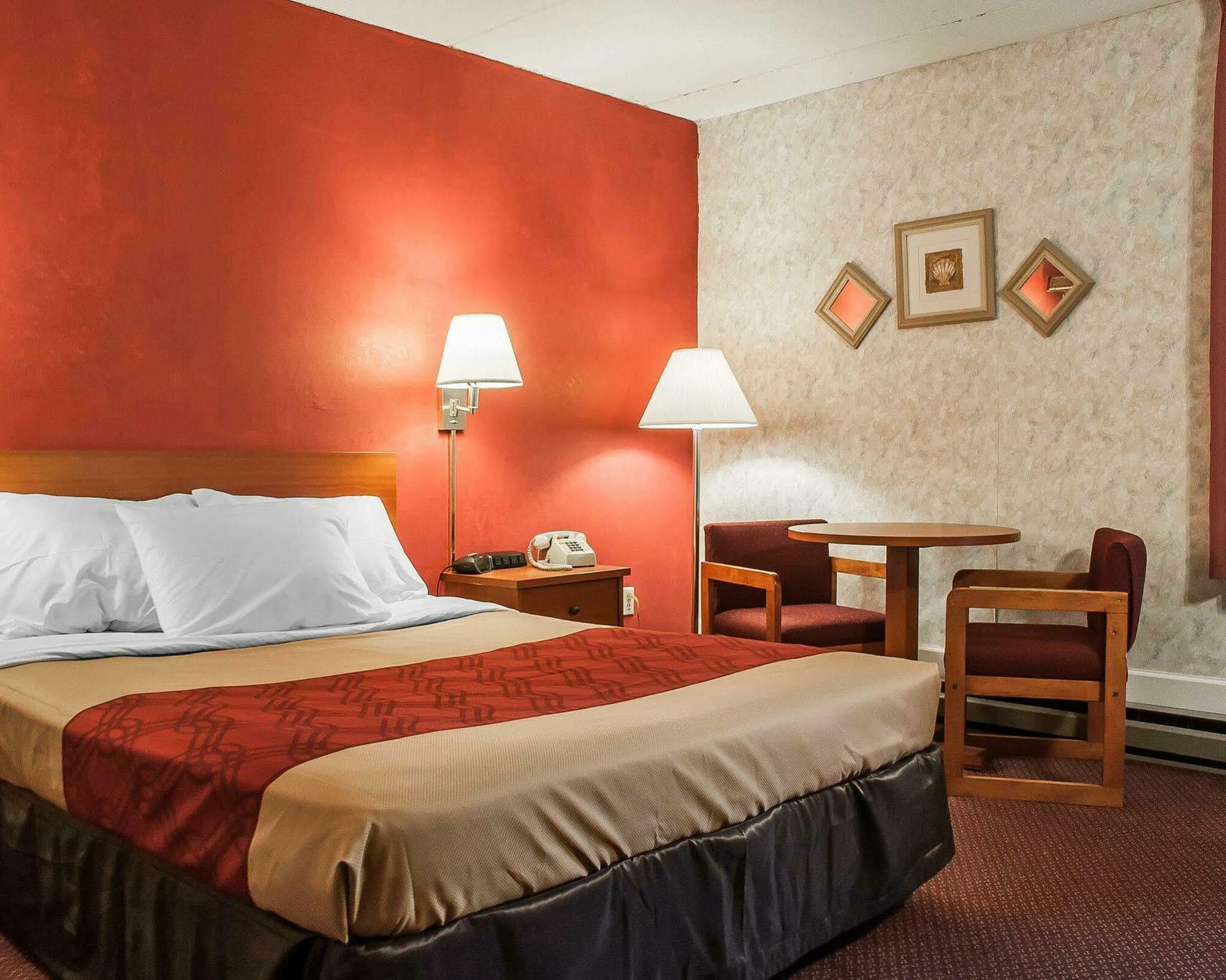 Hotel Adirondack Efficiencies Watertown Zewnętrze zdjęcie